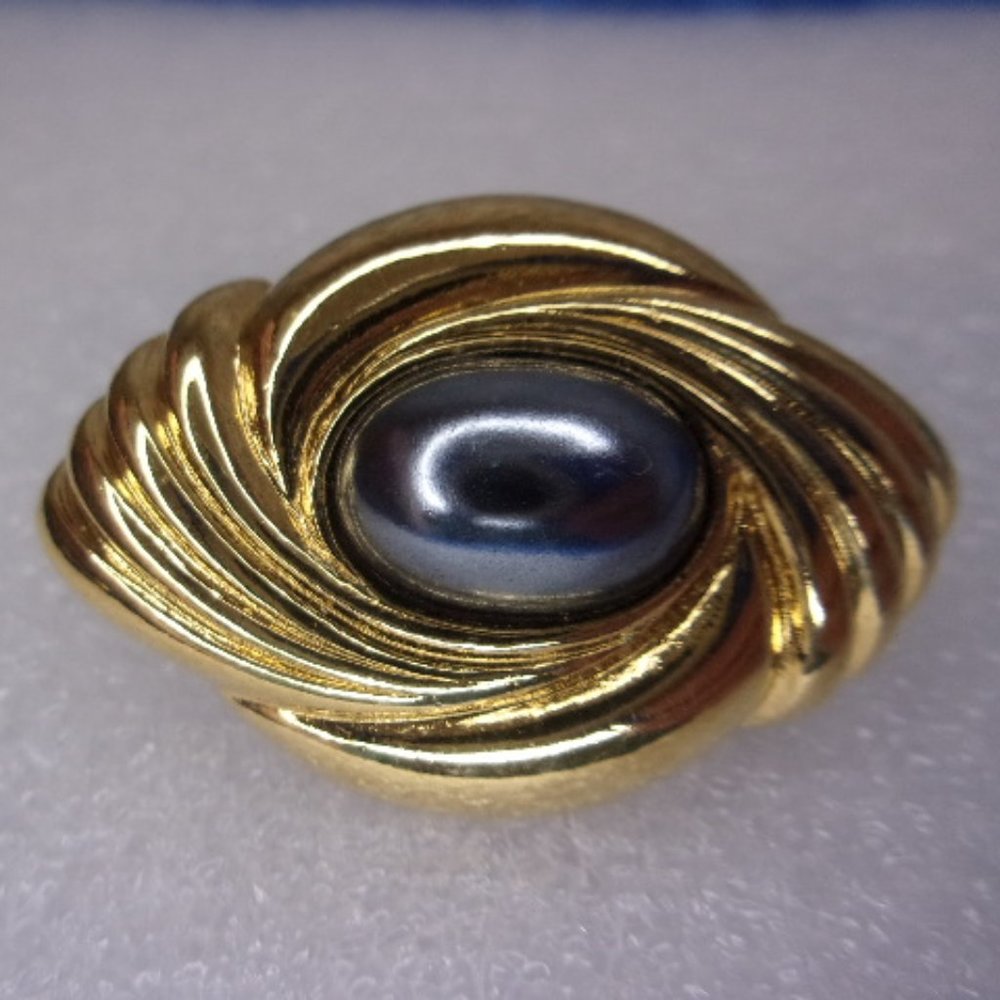 Avon Faux Hematite Gold Tone Swirl Pin Bead Clasp 1980s